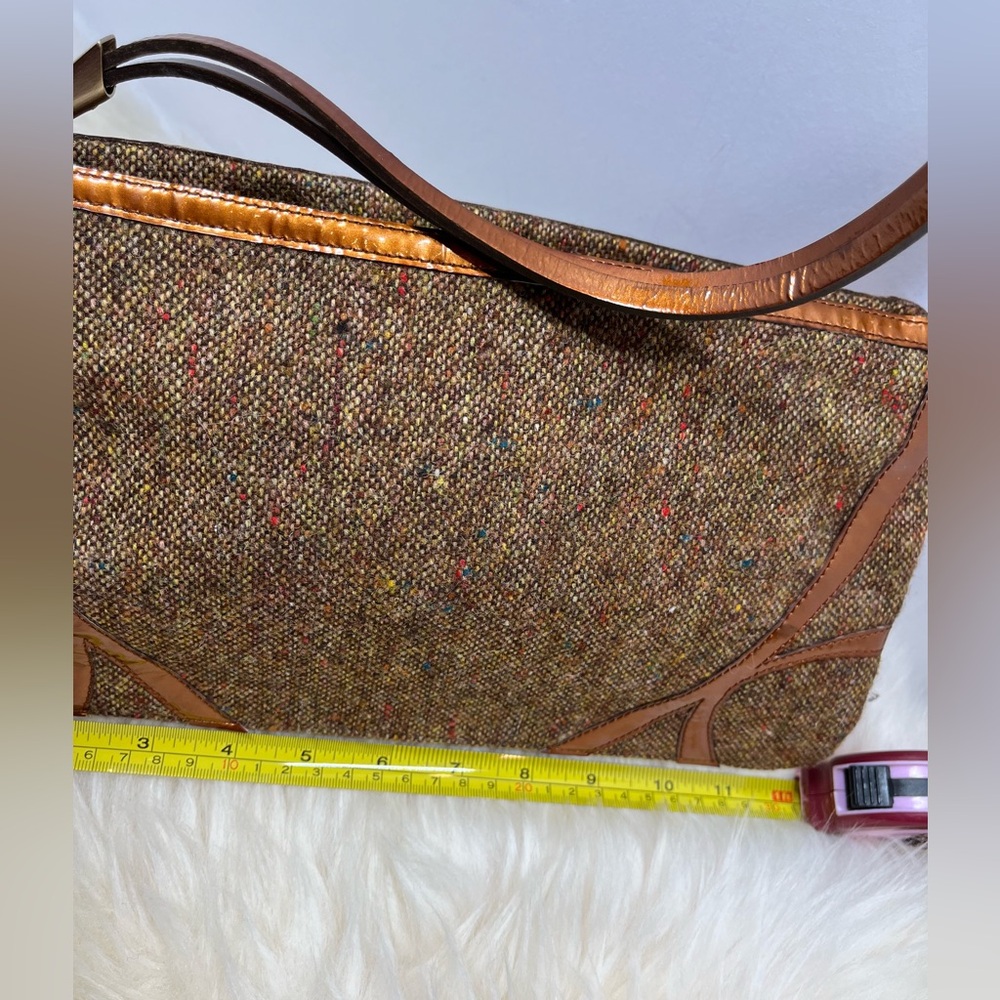 Bottega Veneta Vintage Tweed Patent Leather Copper Color Leather Shoulder Clutch - Picture 12 of 17